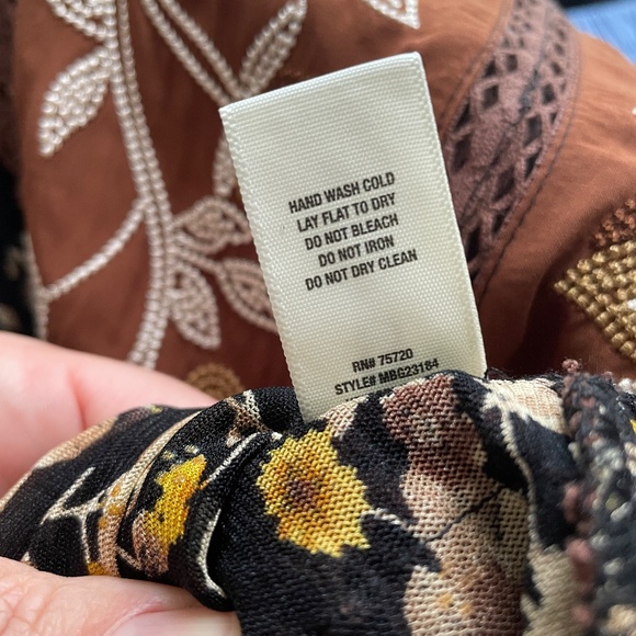 Embroidered Floral Blouse Womens M Boho Prairie Western Folk Open Back Romantic - Picture 12 of 12